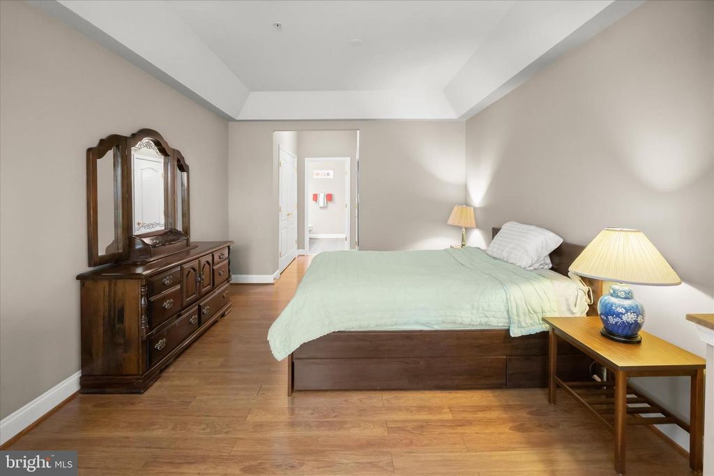 Image 22 of property listing at 5930 GREAT STAR DR #205, Clarksville, MD 21029