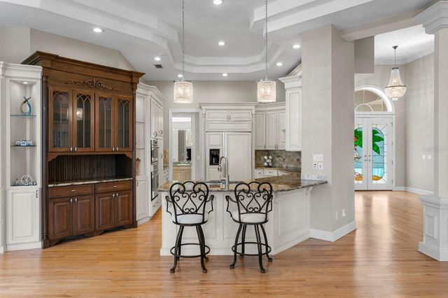 6441 RENWICK CIRCLE, Tampa, FL 33647