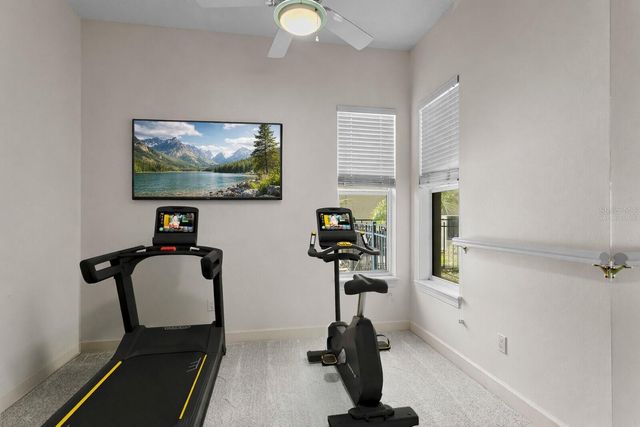 6441 RENWICK CIRCLE, Tampa, FL 33647