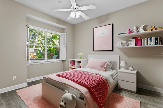 6441 RENWICK CIRCLE, Tampa, FL 33647