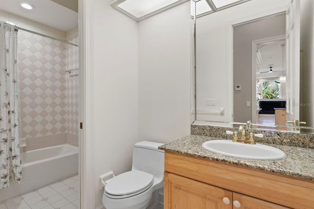 6441 RENWICK CIRCLE, Tampa, FL 33647