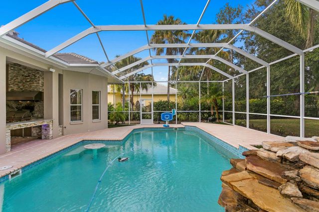 6441 RENWICK CIRCLE, Tampa, FL 33647