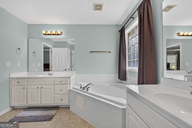 112 Dorsey Springs Drive, Hampton, GA 30228