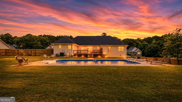 112 Dorsey Springs Drive, Hampton, GA 30228