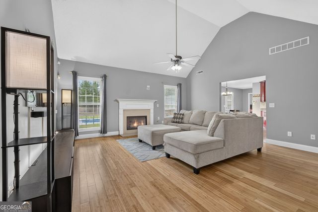 112 Dorsey Springs Drive, Hampton, GA 30228