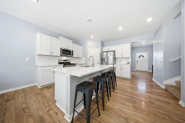 5840 Wynnewood Drive, Grove City, OH 43123