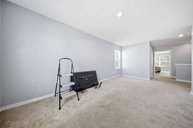 5840 Wynnewood Drive, Grove City, OH 43123