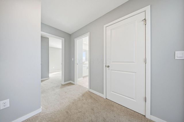 5840 Wynnewood Drive, Grove City, OH 43123