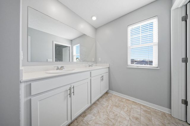 5840 Wynnewood Drive, Grove City, OH 43123