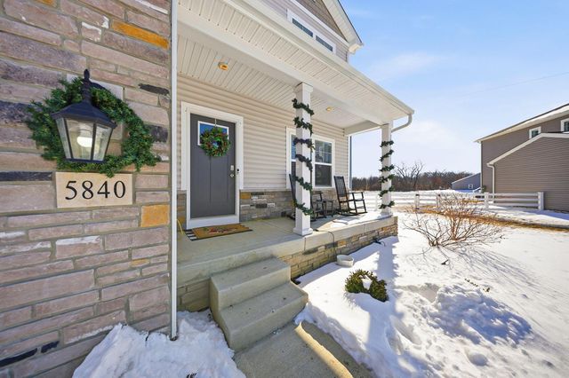 5840 Wynnewood Drive, Grove City, OH 43123