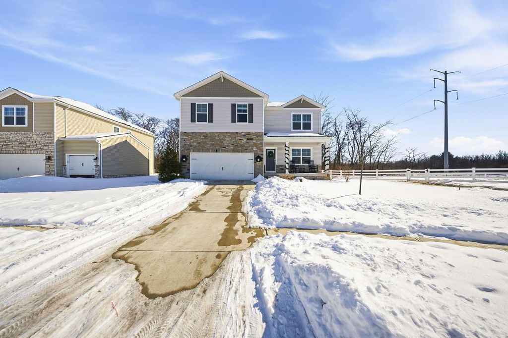 5840 Wynnewood Drive, Grove City, OH 43123