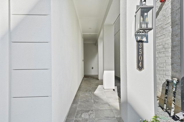 3504 Bridgewater Oaks Lane, Houston, TX 77055