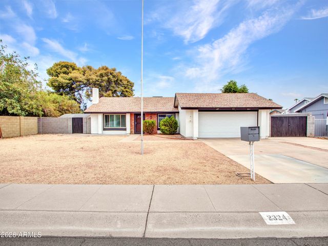 2324 W PORT AU PRINCE Lane, Phoenix, AZ 85023
