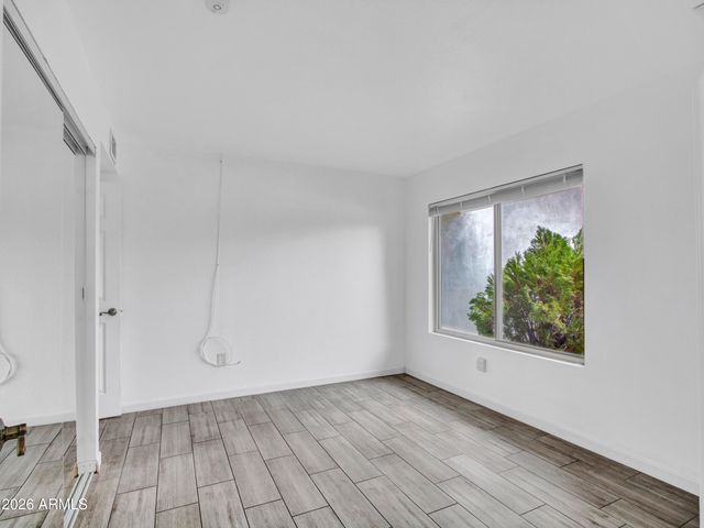2324 W PORT AU PRINCE Lane, Phoenix, AZ 85023