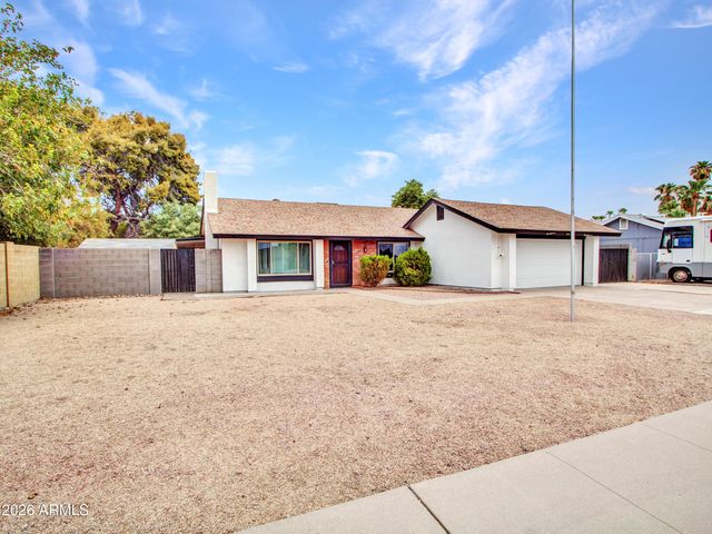 2324 W PORT AU PRINCE Lane, Phoenix, AZ 85023