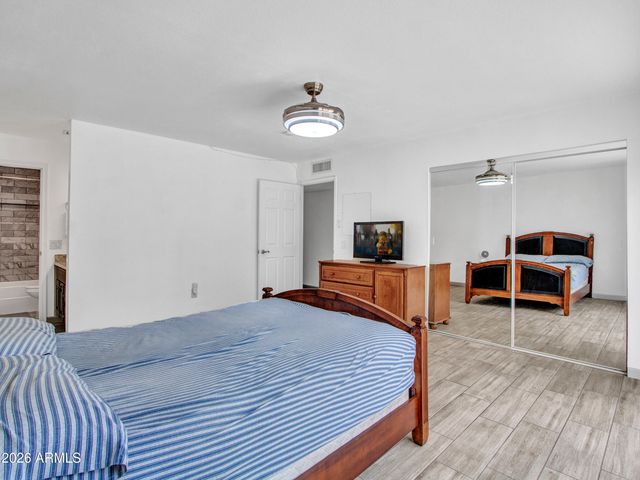 2324 W PORT AU PRINCE Lane, Phoenix, AZ 85023