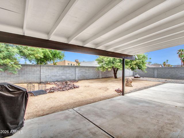 2324 W PORT AU PRINCE Lane, Phoenix, AZ 85023