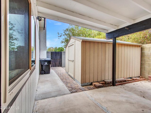 2324 W PORT AU PRINCE Lane, Phoenix, AZ 85023