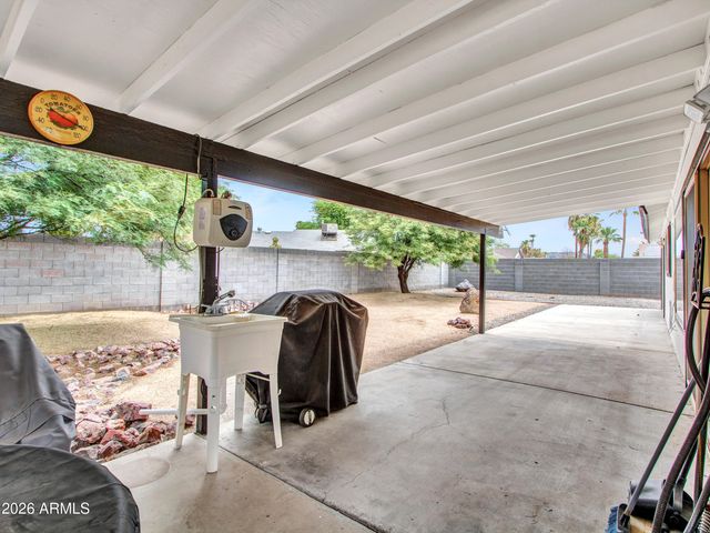 2324 W PORT AU PRINCE Lane, Phoenix, AZ 85023