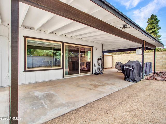 2324 W PORT AU PRINCE Lane, Phoenix, AZ 85023