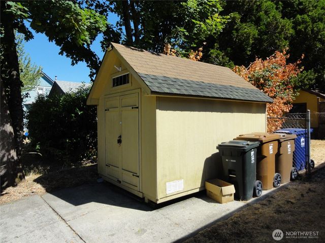 4539 S L Street, Tacoma, WA 98418