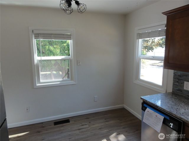 4539 S L Street, Tacoma, WA 98418