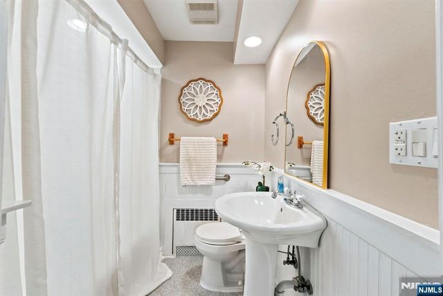 510 Eagle Rock Avenue, Roseland, NJ 07068