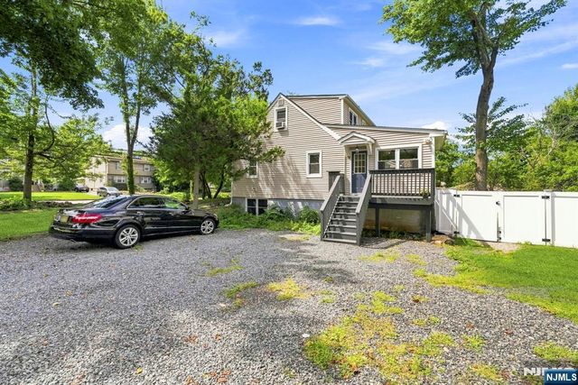 510 Eagle Rock Avenue, Roseland, NJ 07068