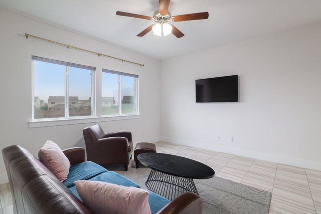 315 Alamar Knot WAY 213, Georgetown, TX 78626