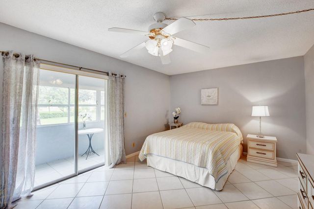 262 Windsor L, West Palm Beach, FL 33417