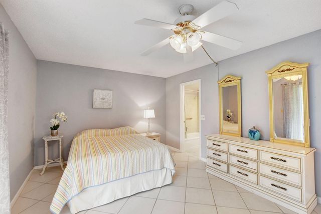 262 Windsor L, West Palm Beach, FL 33417