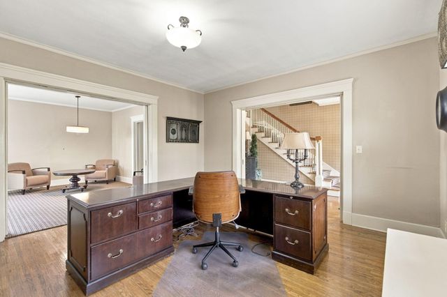 1201 E Walnut Street, Springfield, MO 65802