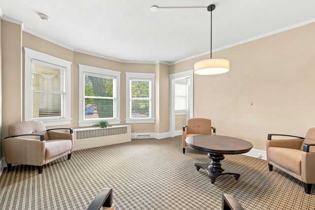 1201 E Walnut Street, Springfield, MO 65802