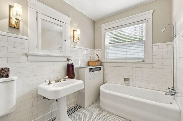 1201 E Walnut Street, Springfield, MO 65802