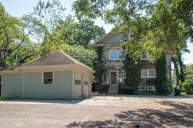1201 E Walnut Street, Springfield, MO 65802