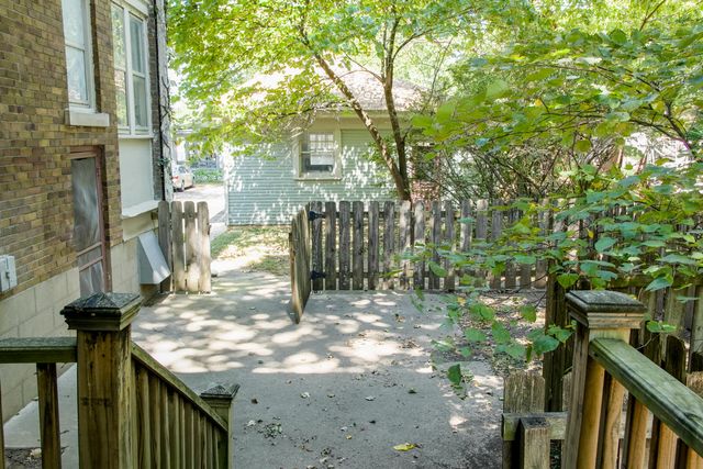 1201 E Walnut Street, Springfield, MO 65802