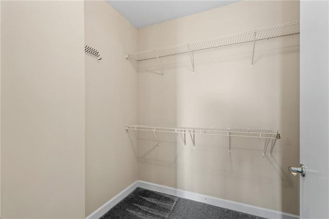 711 Cosmopolitan NE Drive 512, Atlanta, GA 30324