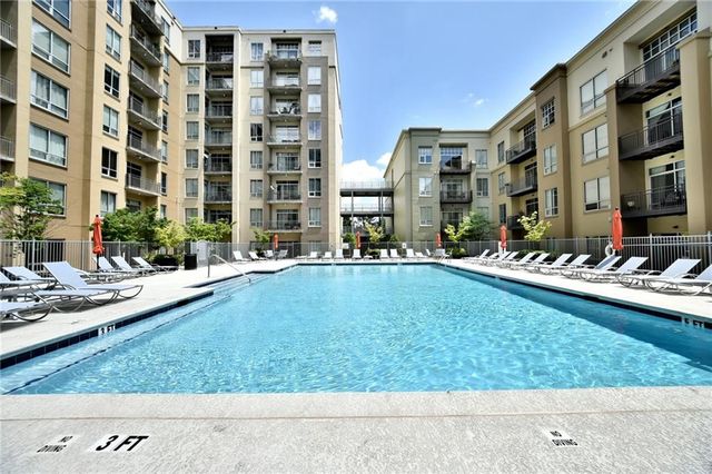 711 Cosmopolitan NE Drive 512, Atlanta, GA 30324
