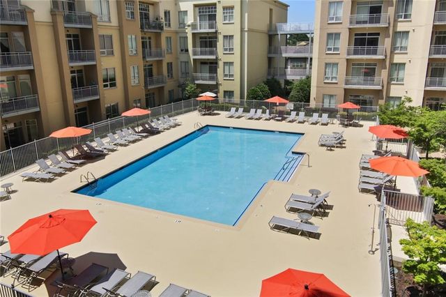 711 Cosmopolitan NE Drive 512, Atlanta, GA 30324