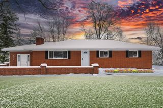 311 Dawkins Rd, La Grange, KY 40031