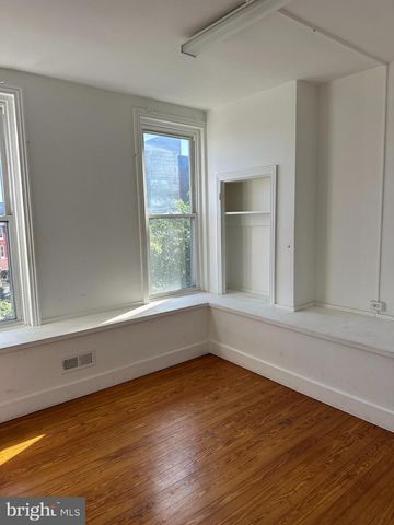 3946 LANCASTER AVE, Philadelphia, PA 19104