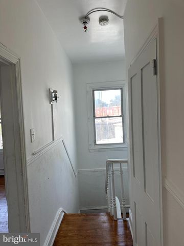 3946 LANCASTER AVE, Philadelphia, PA 19104