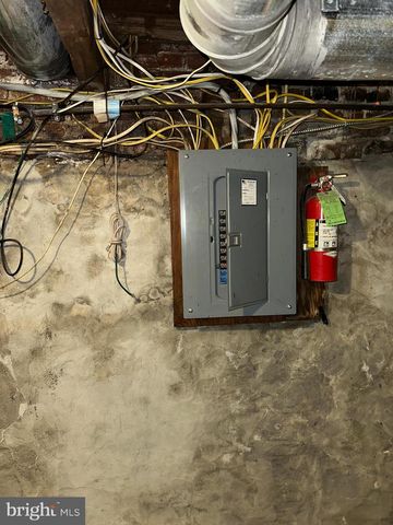 3946 LANCASTER AVE, Philadelphia, PA 19104