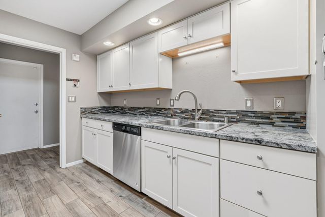 6109 Rio Hondo Drive NE, Albuquerque, NM 87109