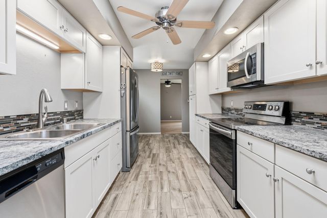 6109 Rio Hondo Drive NE, Albuquerque, NM 87109