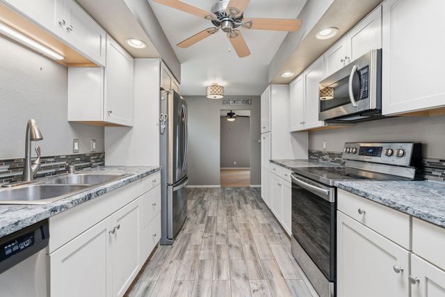 6109 Rio Hondo Drive NE, Albuquerque, NM 87109