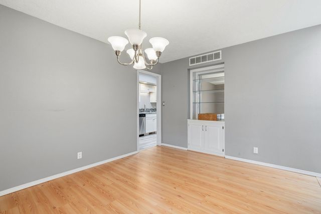 6109 Rio Hondo Drive NE, Albuquerque, NM 87109