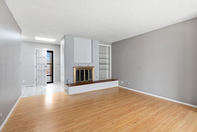 6109 Rio Hondo Drive NE, Albuquerque, NM 87109