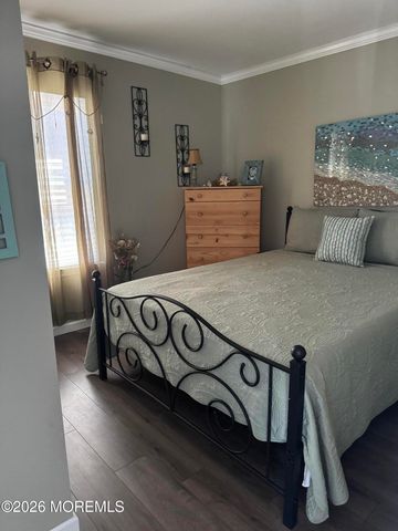 2 Campview Avenue, Keansburg, NJ 07734