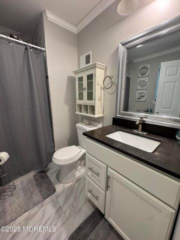 2 Campview Avenue, Keansburg, NJ 07734